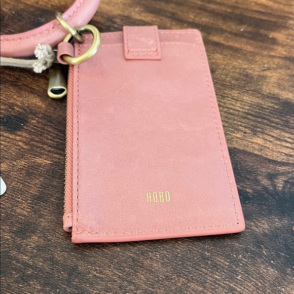 Hobo Ring Credit Card Wristlet, rose leather - Picture 3 of 7